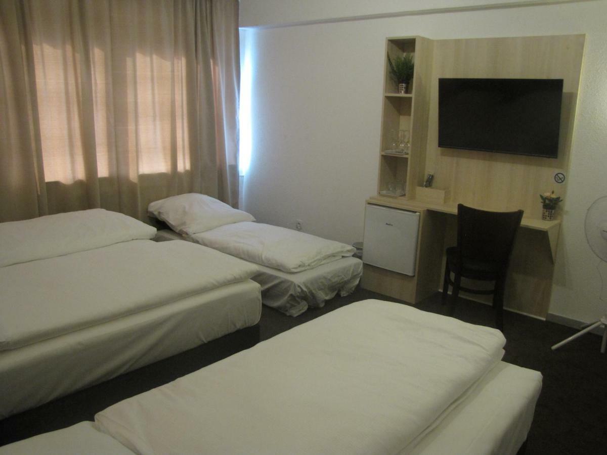 Milano Hotel Hamburg Bagian luar foto