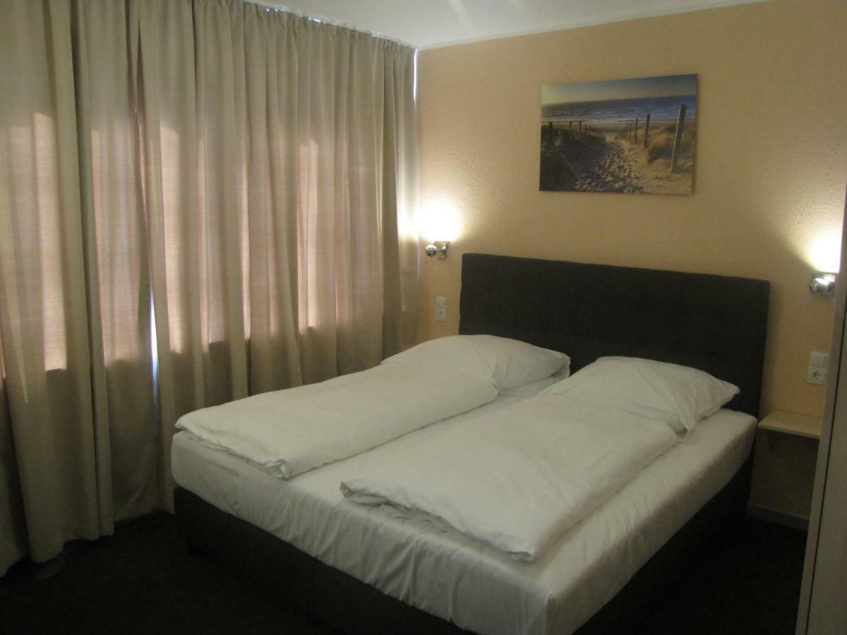 Milano Hotel Hamburg Bagian luar foto