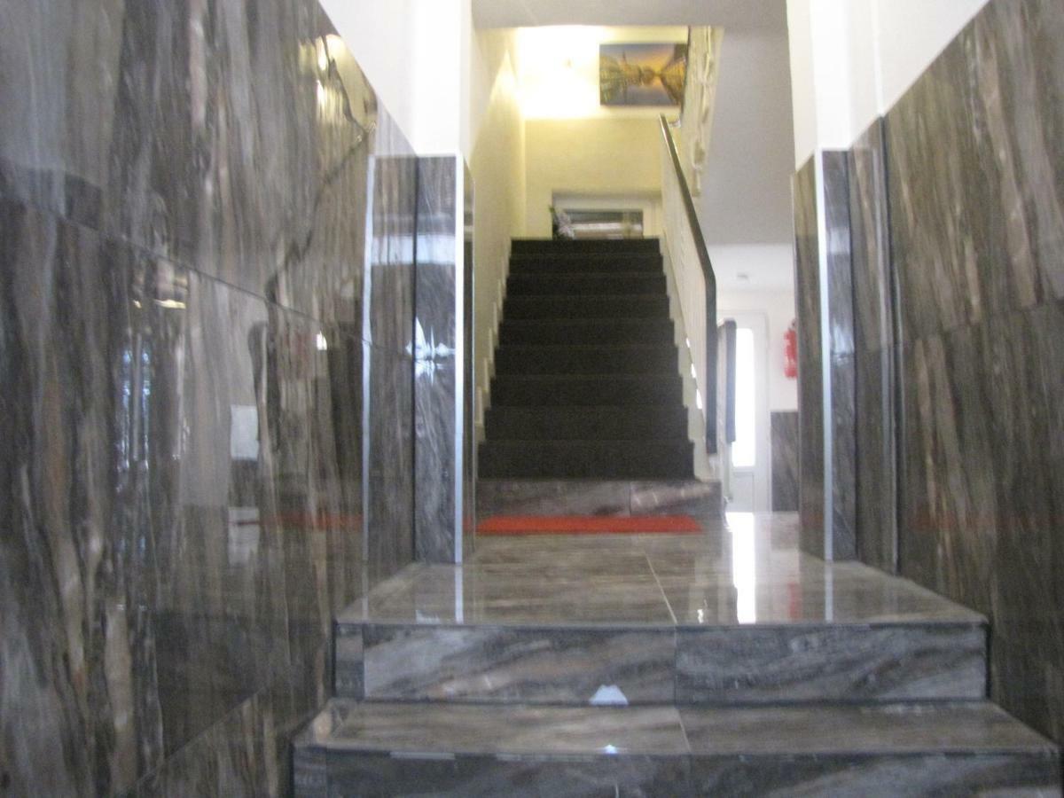 Milano Hotel Hamburg Bagian luar foto