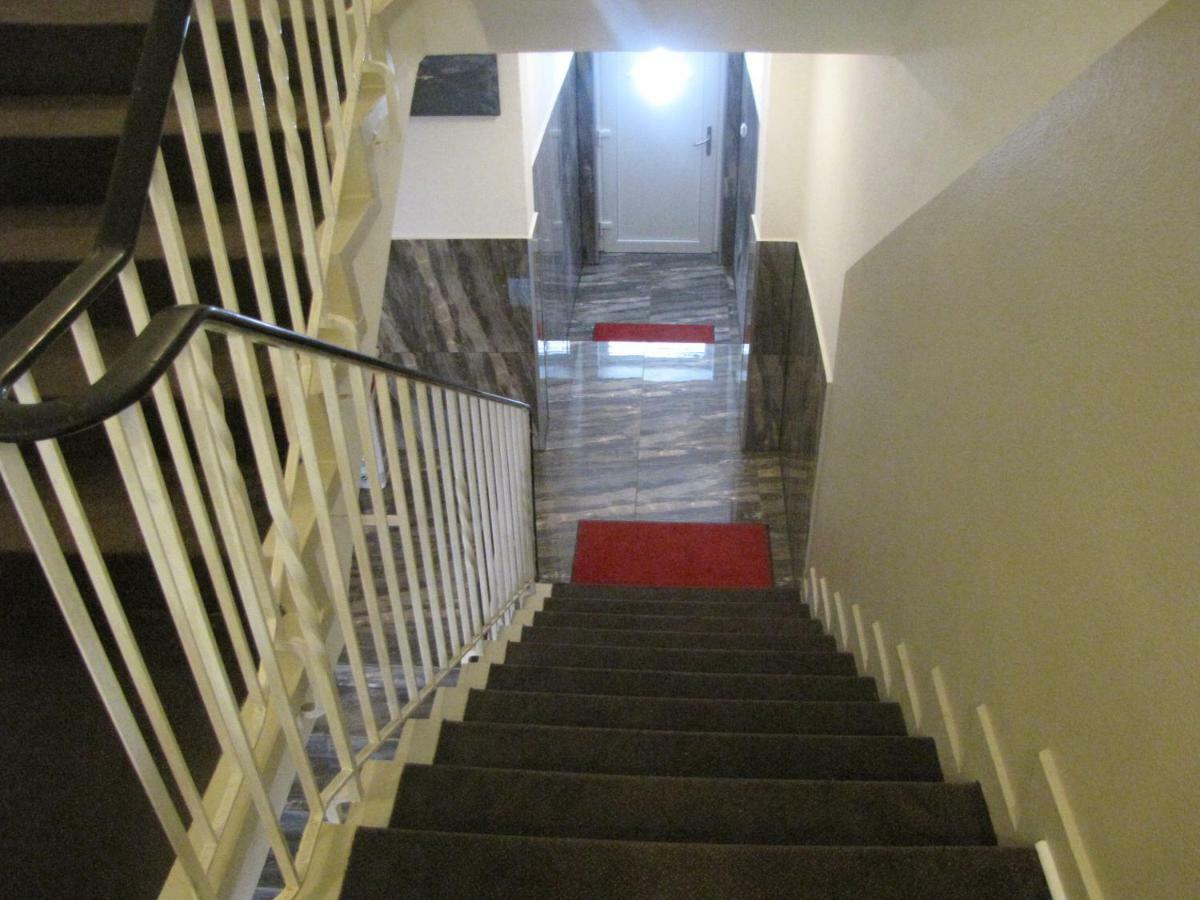 Milano Hotel Hamburg Bagian luar foto