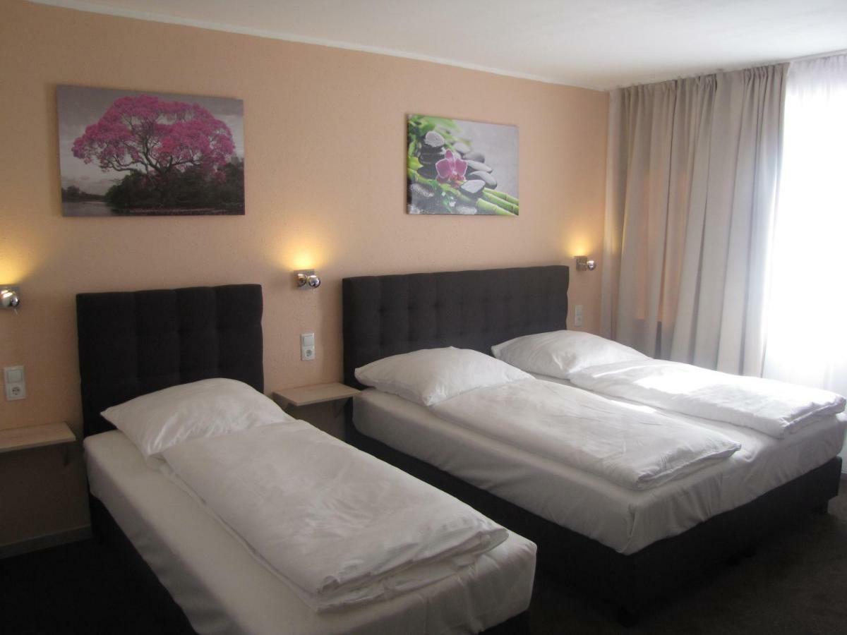 Milano Hotel Hamburg Bagian luar foto