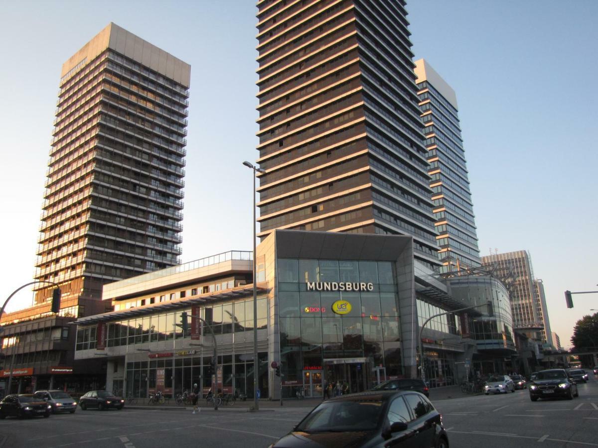 Milano Hotel Hamburg Bagian luar foto